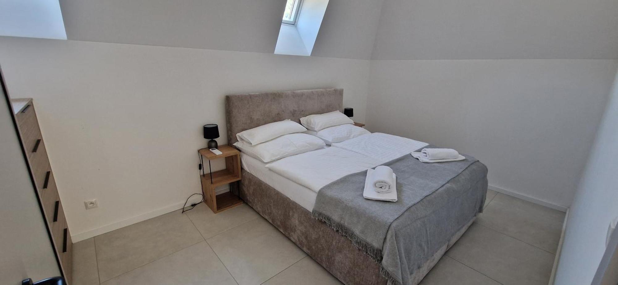Apartmanovy Dom Grand - Contactless Check In Trenčianske Teplice Dış mekan fotoğraf